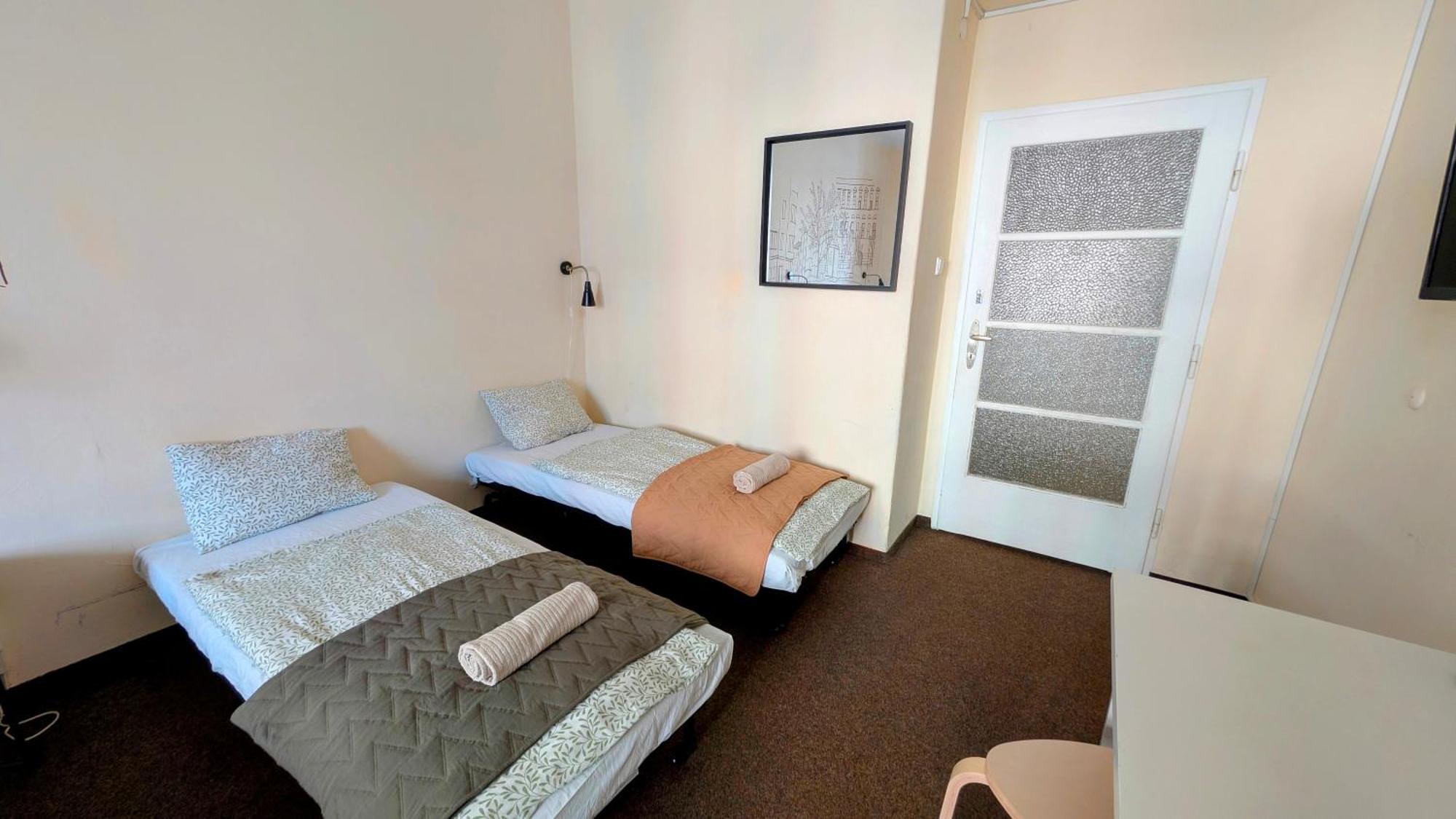 Flat In Zizkov -103- Апартаменты